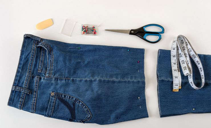 Come realizzare shorts in jeans