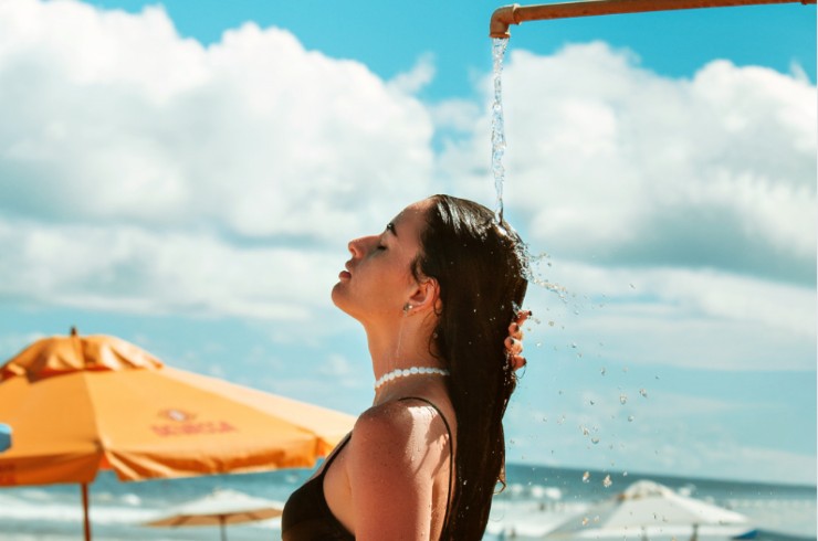 Doccia al mare sì, ma senza inquinare: alla scoperta del sapone marino