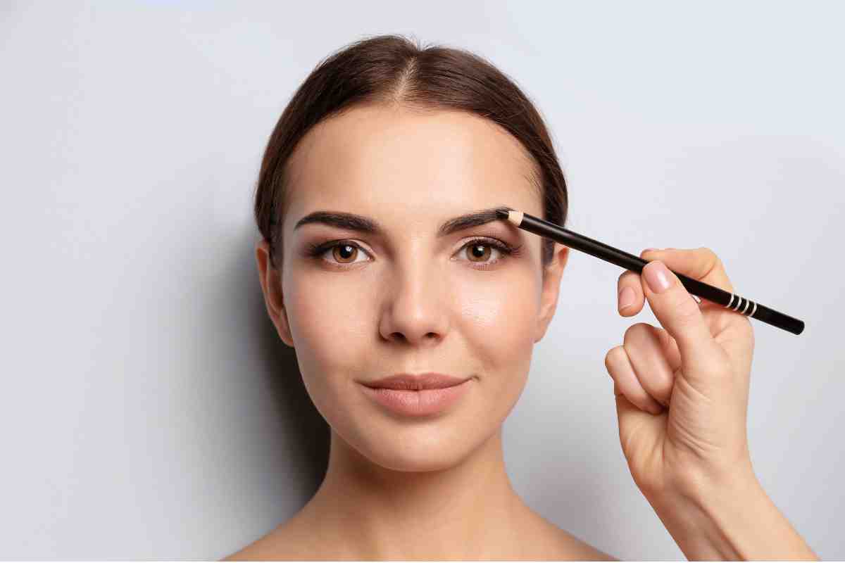 trucco sopracciglia perfette