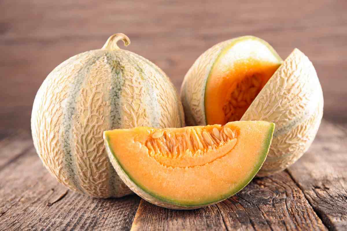 I semi del melone fanno bene al nostro corpo, non gettateli