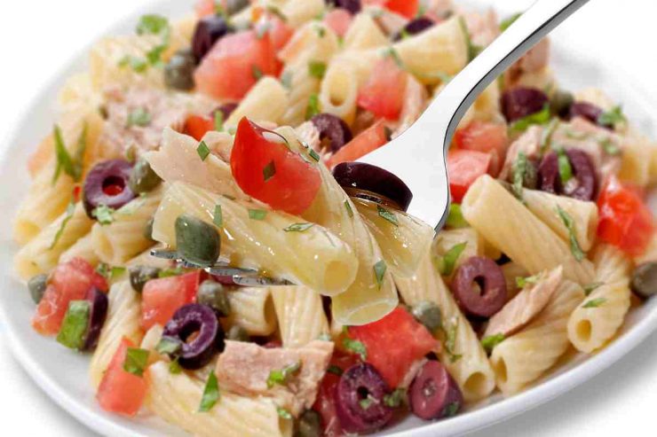 pasta fredda ricetta cremosa
