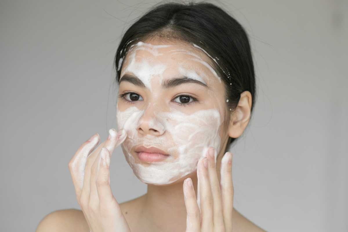 Non solo struccante: anche il sapone per il viso deve essere adatto al tipo di pelle, come sceglierlo
