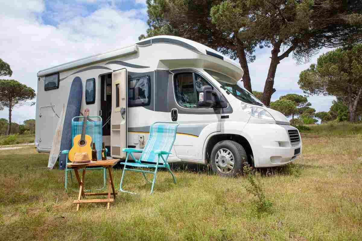 Cosa mangiare in camper: piatti e ricette facili da fare in viaggio