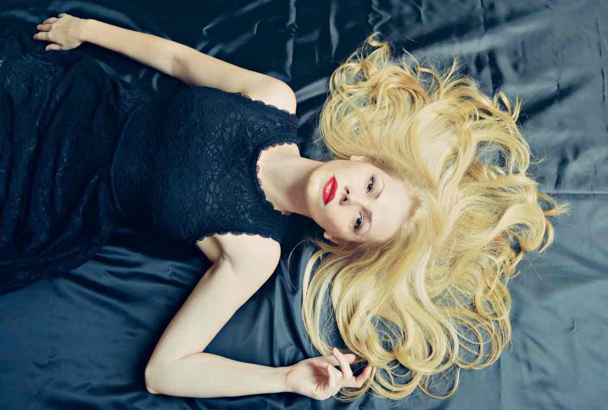 Shampoo perfetto grazie al tapping, così rafforzi e proteggi il cuoio capelluto
