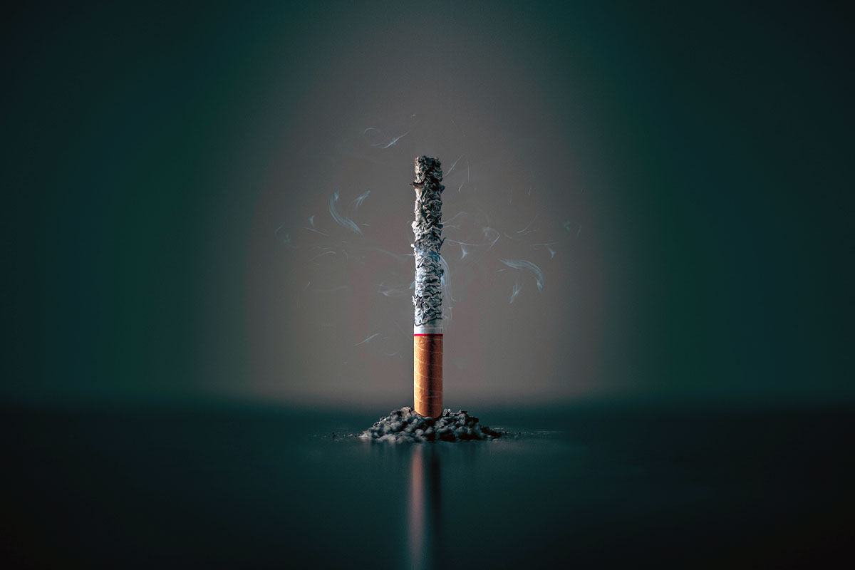 Sigarette, i falsi miti a cui tutti crediamo: queste credenze sul fumo sono sbagliate