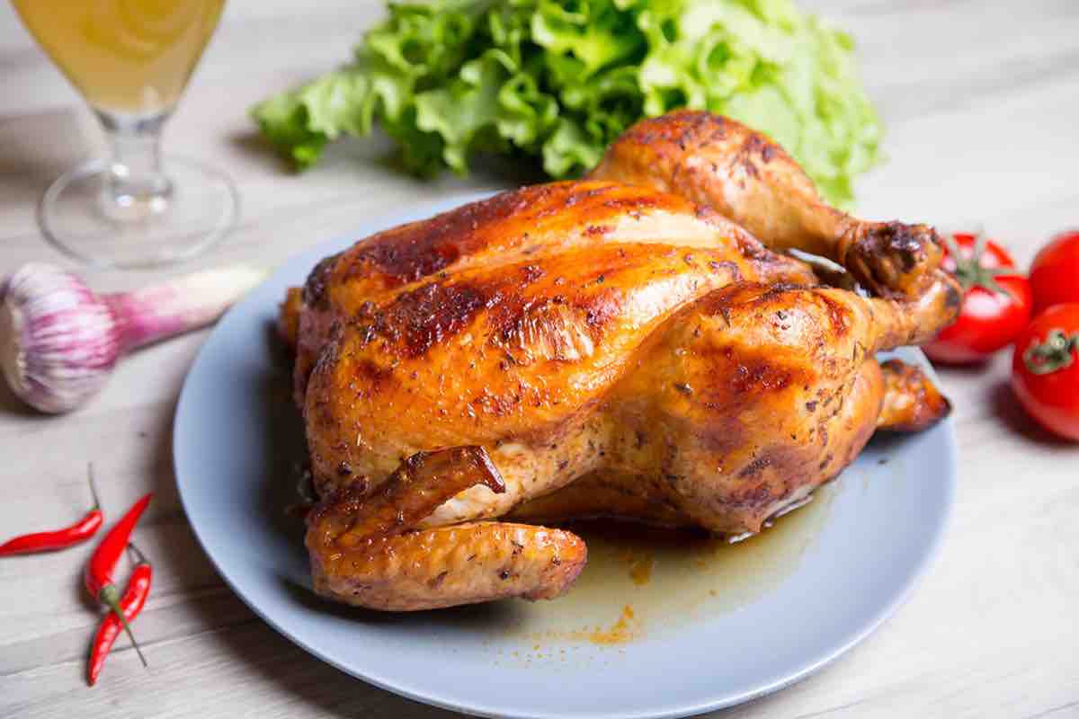 Mangiare pollo a dieta è consigliato, ma attenzione: questa è la parte più calorica che mette a rischio la forma fisica