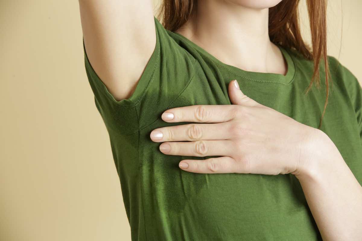 Igiene ma non solo: i cibi e gli indumenti indicati per evitare di sudare più del dovuto