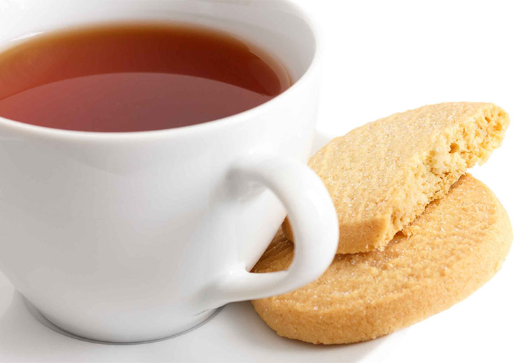 Biscotti senza burro e uova perfetti da accompagnare ad una tazza di tè