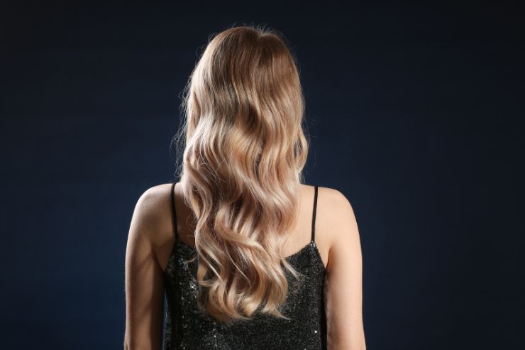 piega capelli mossi asciugamano