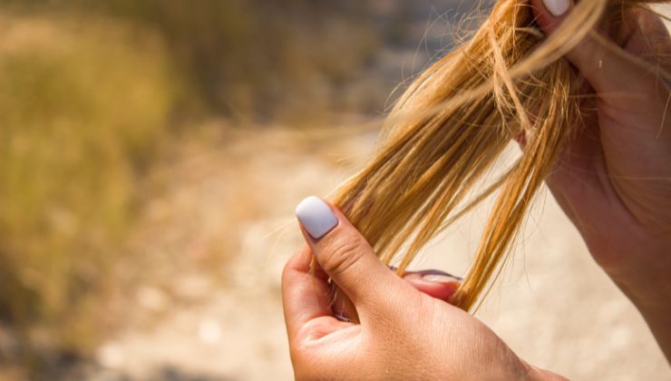 capelli rovinati attnzione