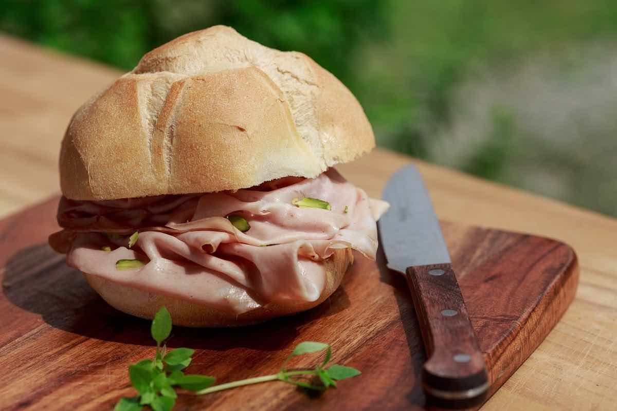 Colazione a scuola, i panini farciamoli così: buoni, deliziosi e soprattutto sani