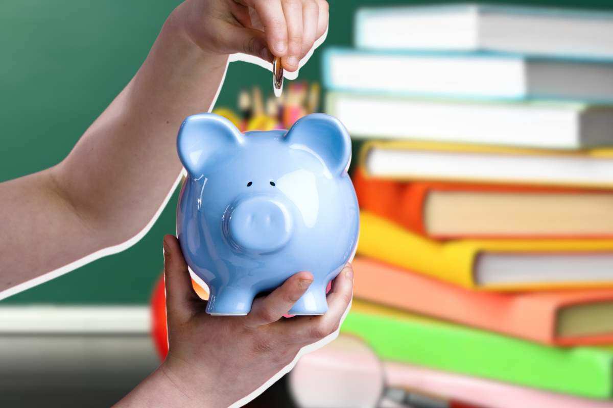 Libri scolastici: il trucchetto per risparmiare un bel po’ di soldi