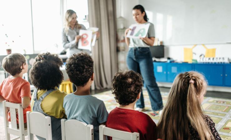 bimbi primo giorno scuola emozione