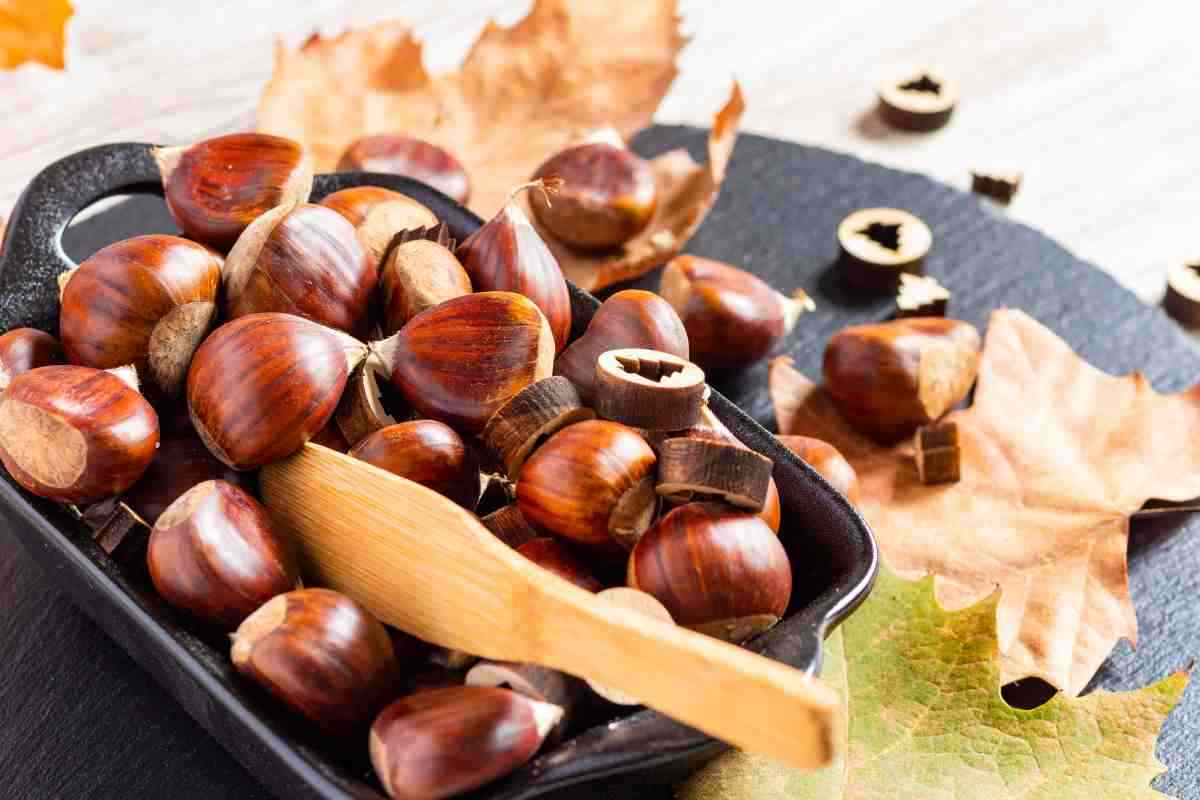 Estate e autunno insieme in cucina: la ricetta facile e gustosa del gelato di castagne