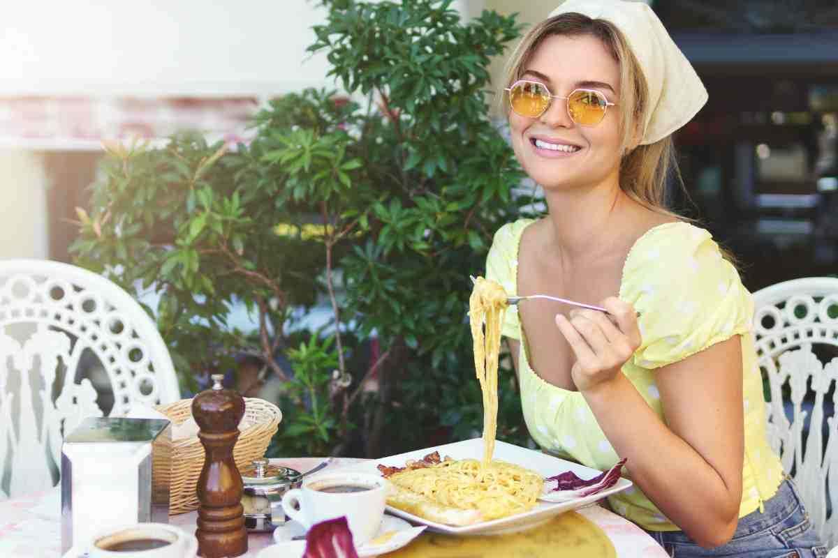 Pasta, riso e pane possono aiutare a perdere peso se mangiati così: i dietologi ribaltano i luoghi comuni