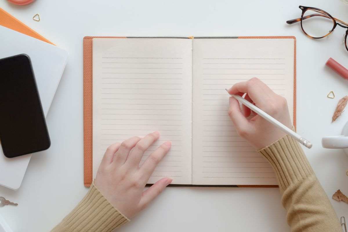 stress con carta e penna