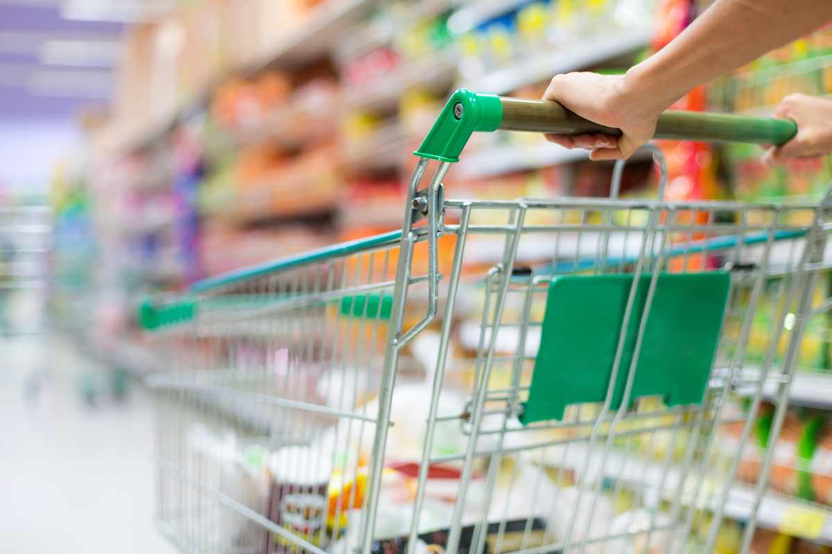 Abiti da sposa in vendita al supermercato: a lanciare la sfida è la catena Sainsbury’s