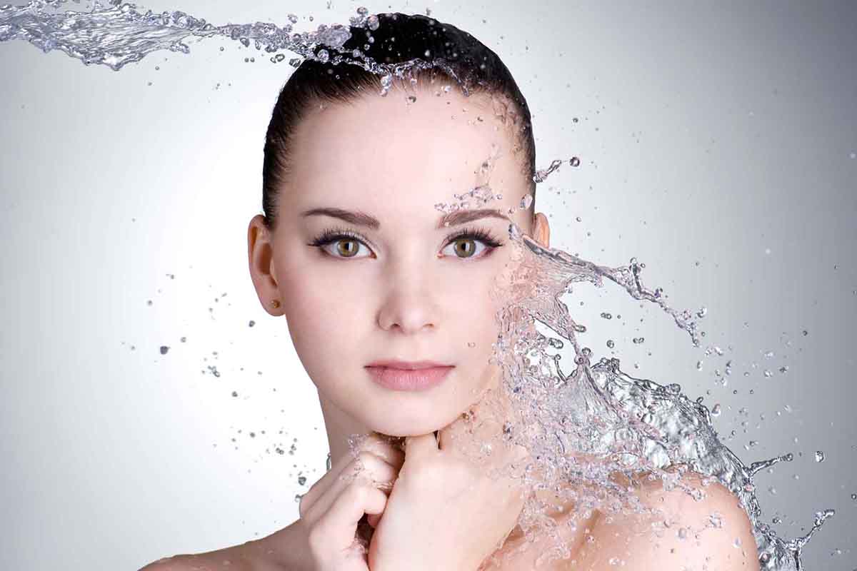 Water skincare, come avere una pelle perfetta grazie a questi 6 prodotti a base d’acqua idratante