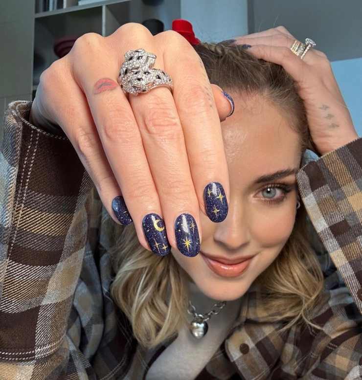 Chiara Ferragni manicure