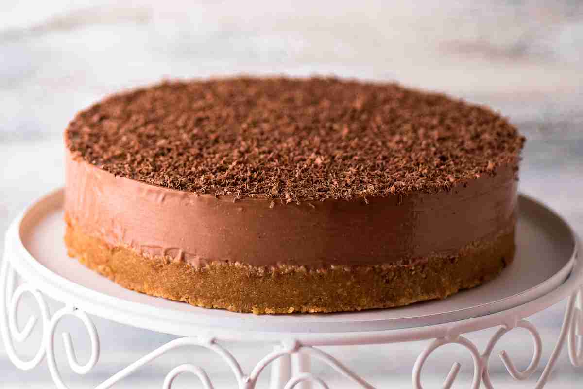 Cheesecake al cioccolato, ricetta facile per una torta fredda golosissima