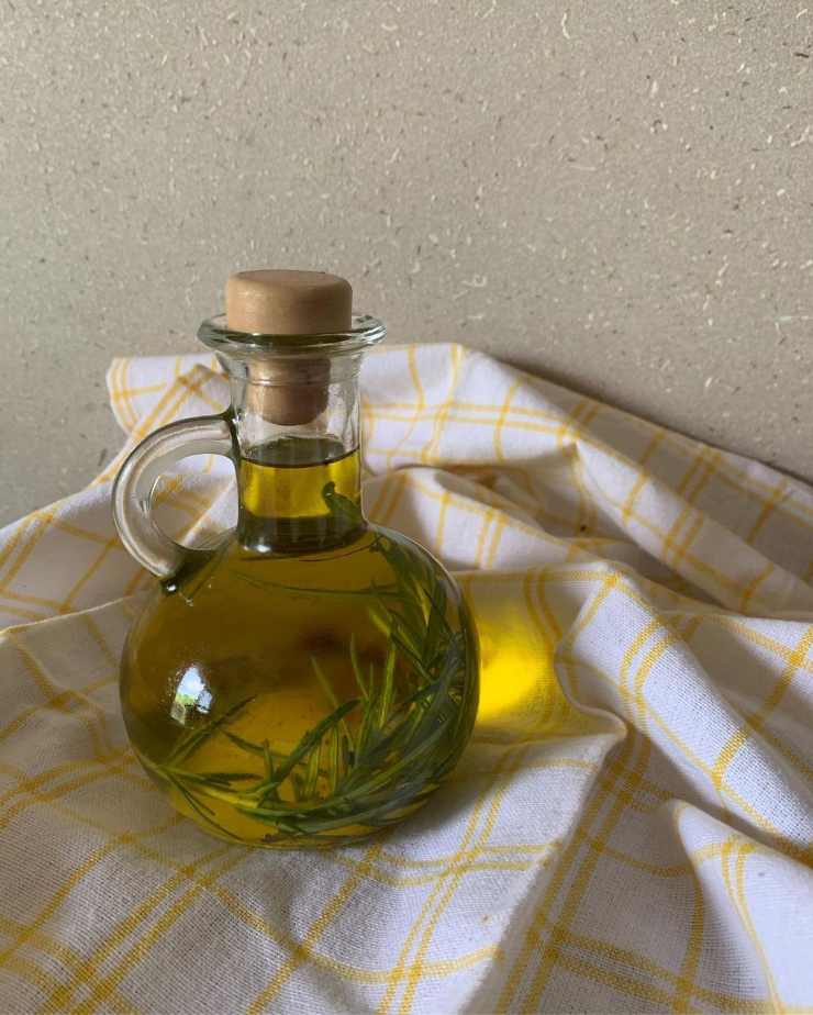 Olio al rosmarino