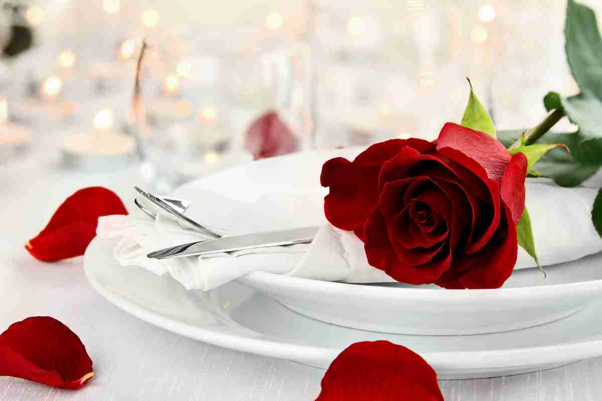 come apparecchiare la tavola San Valentino