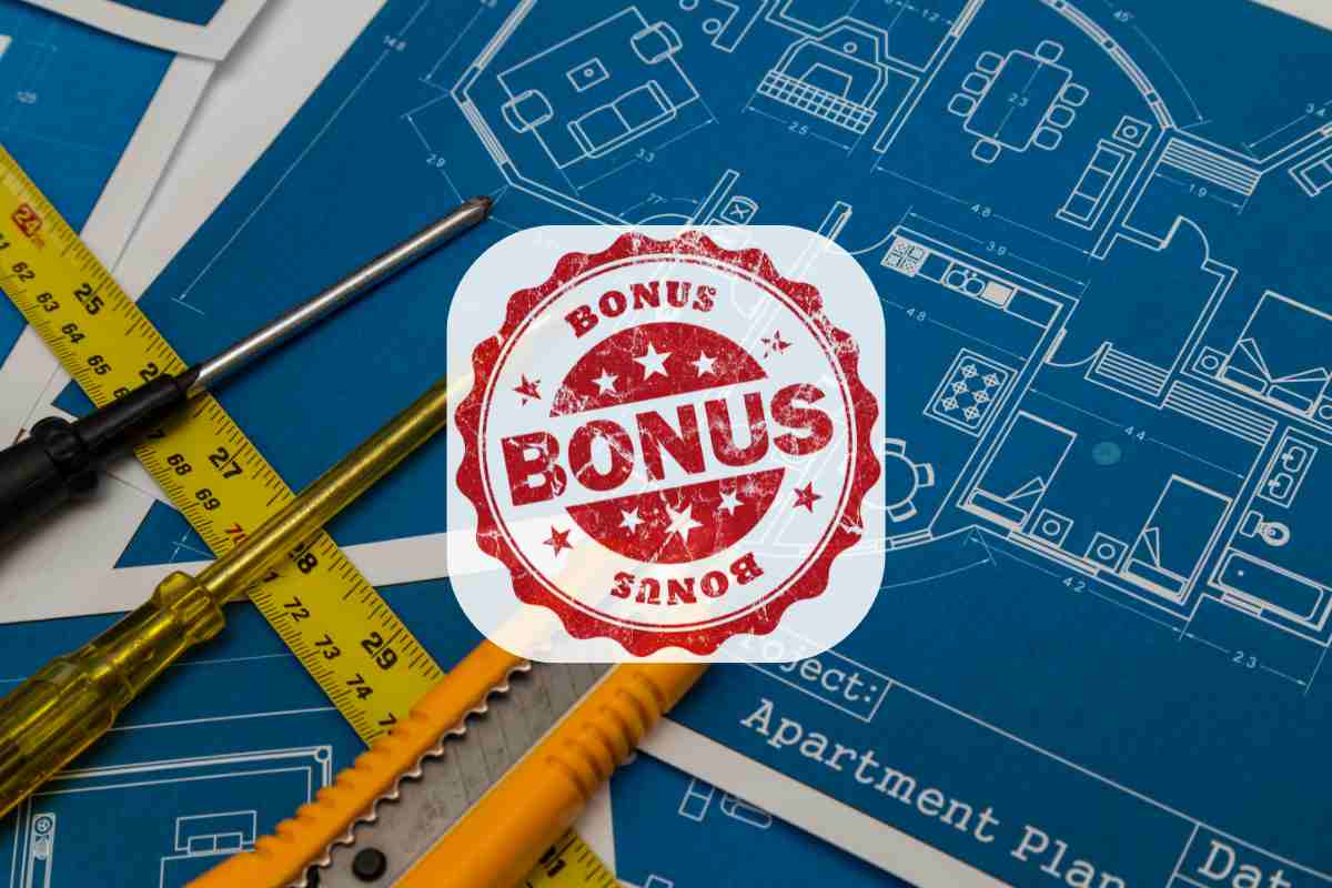 logo bonus su planimetria simbolo della detrazione massima del bonus ristrutturazione