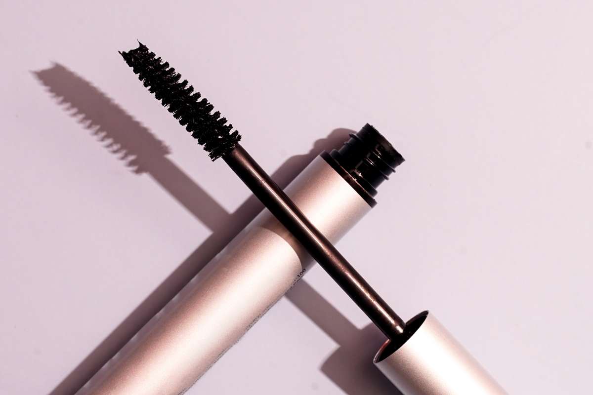 Flacone di mascara secco