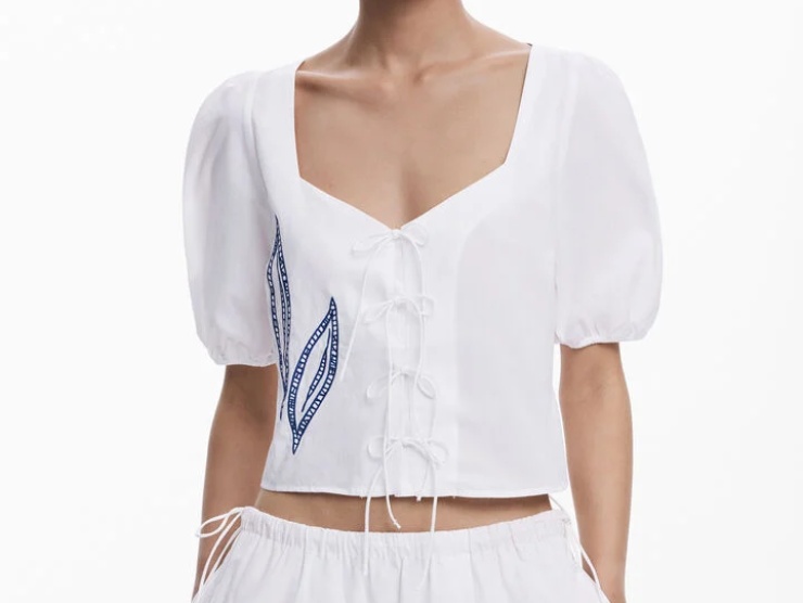 modella Desigual