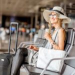 persona in aeroporto