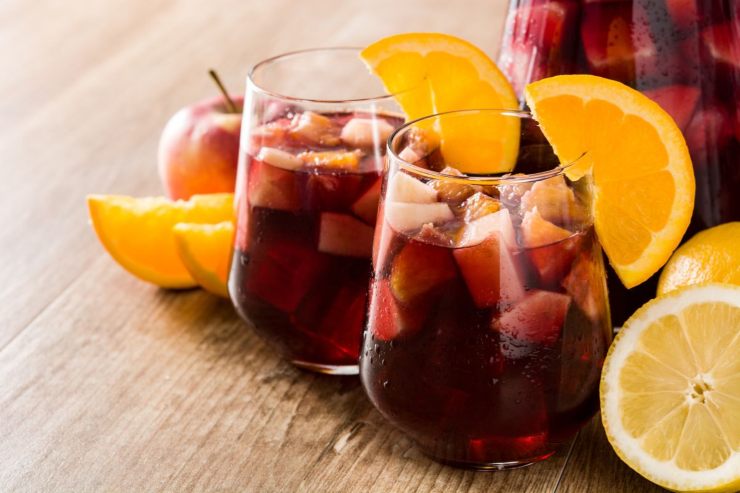 bicchieri con sangria