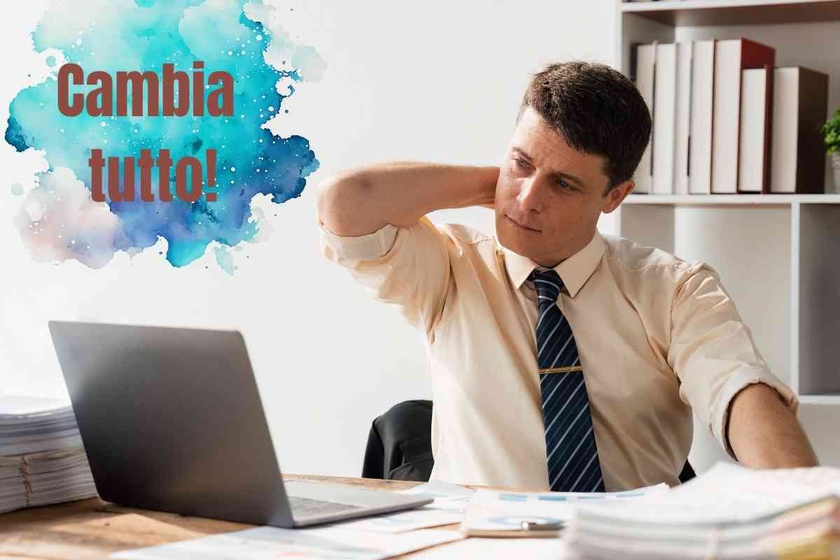 Lavoratore stanco al computer
