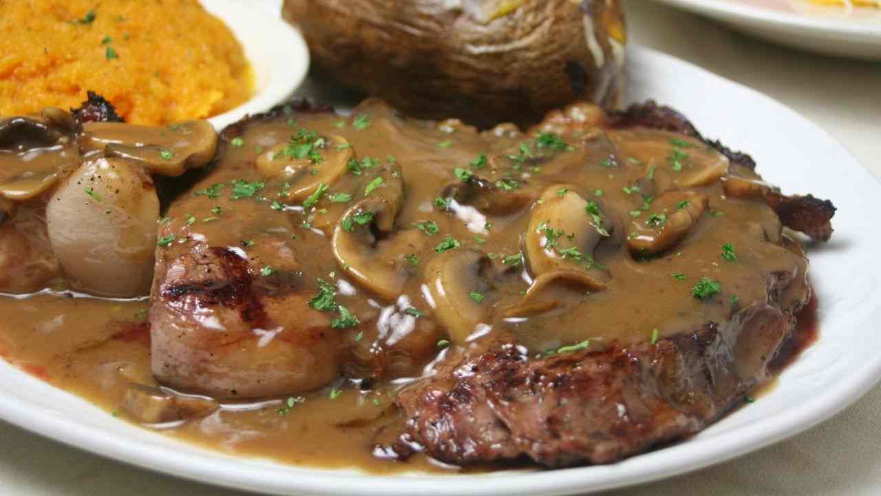 Arista di maiale ai funghi pourfemme.it