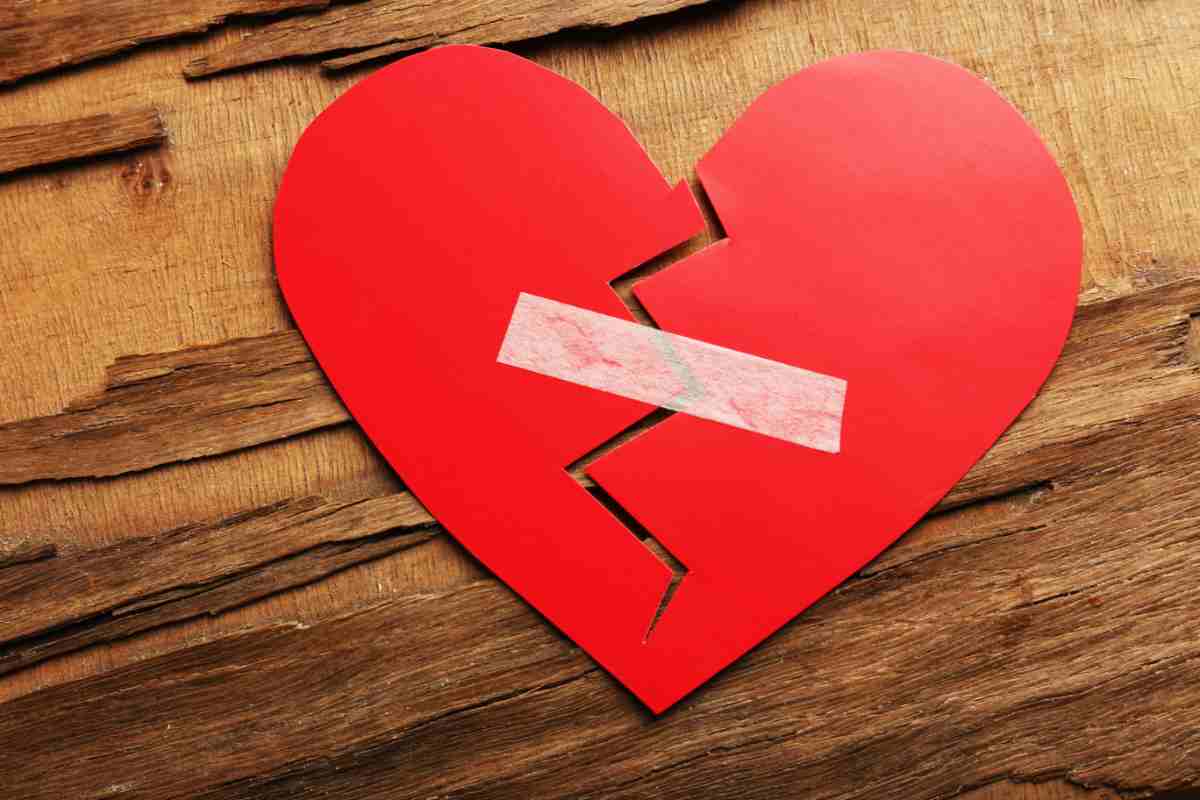 Un cuore a pezzi messo insieme