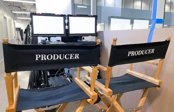 Le sedie dei produttori di una produzione tv