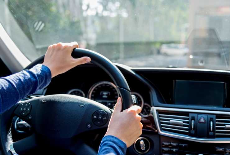 Patente di guida non serve più così ti tolgono la macchina 