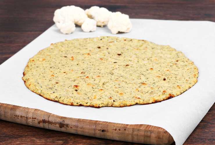 Pizza senza farina senza impasto e senza lievito