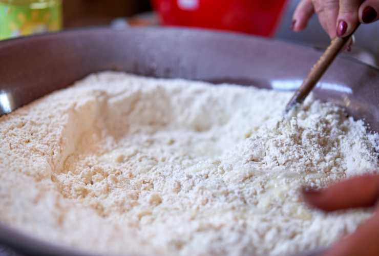 Torta invisibile in teglia