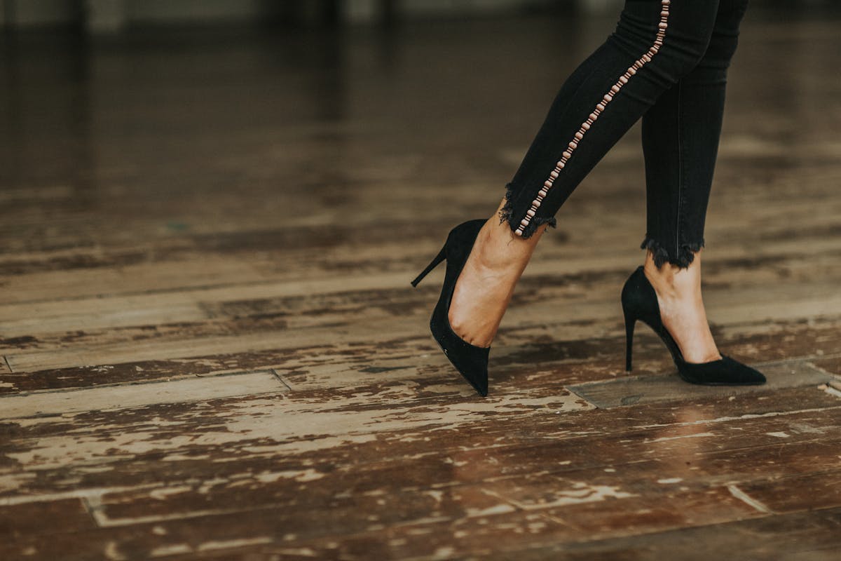 scarpe abbinate, tacco con fuseaux