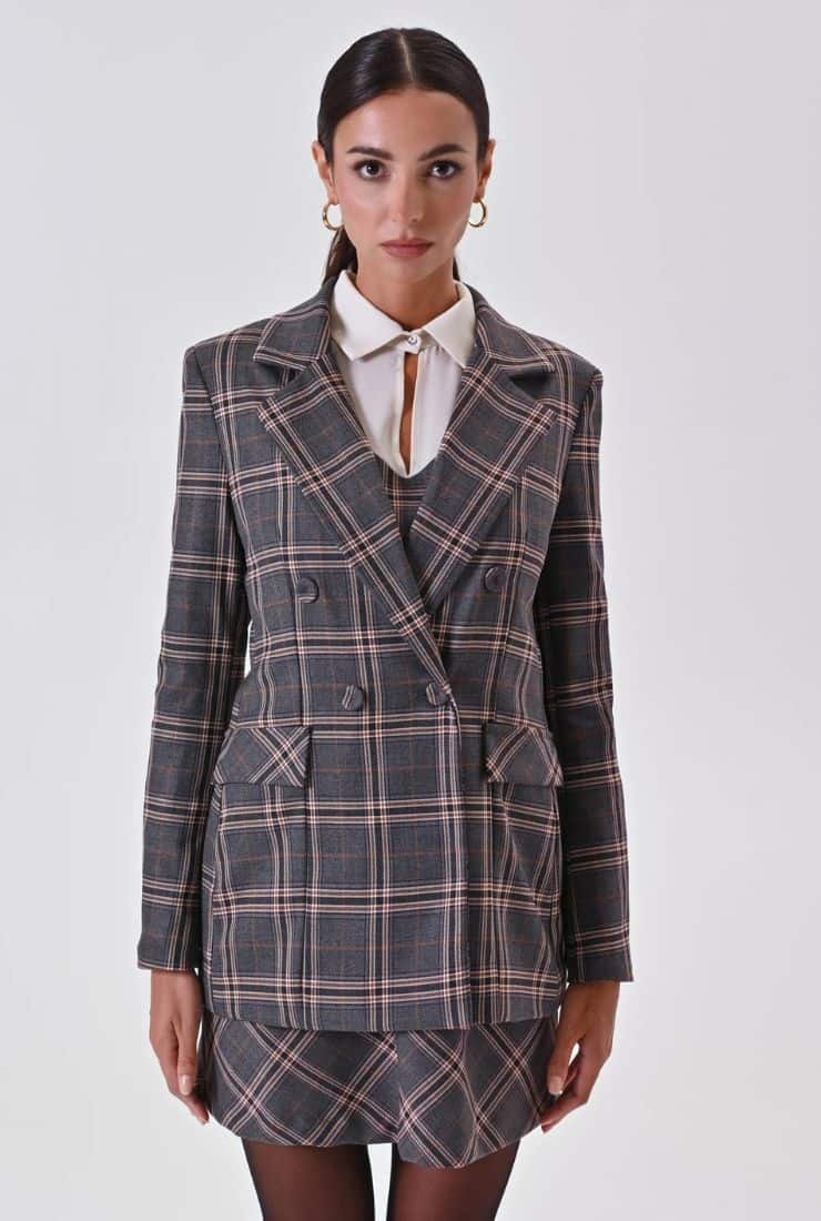 Tailleur a quadri