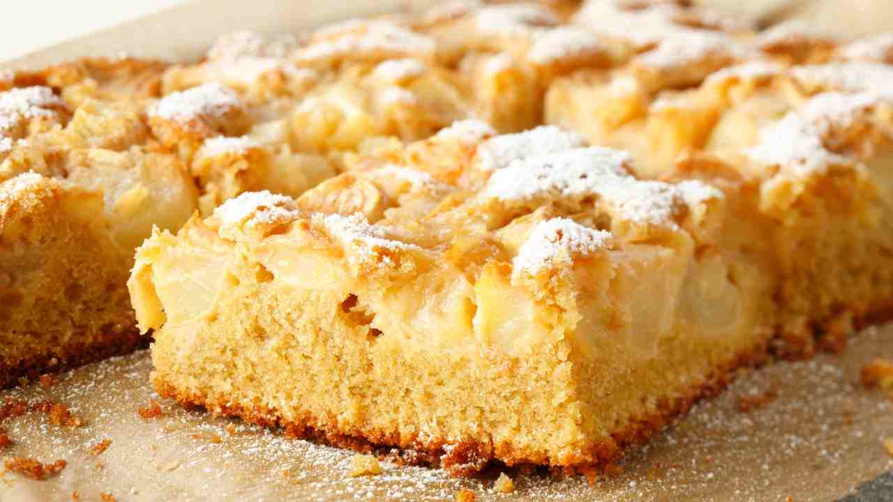 Blondies di mele 21102025 pourfemme.it