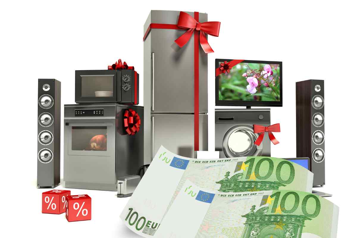 Elettrodomestici nuovi e due banconote da 100 euro