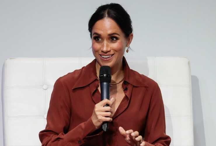 Meghan Markle bianco come colore del 2025 - Pourfemme.it