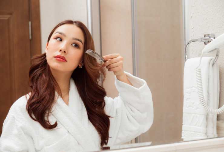 Olio sui capelli anticaduta - Pourfemme.it