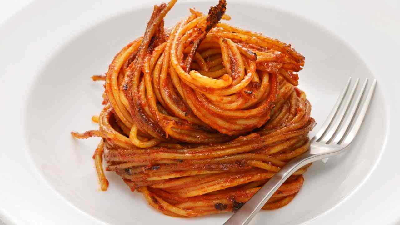 Spaghetti all'assassina pourfemme.it