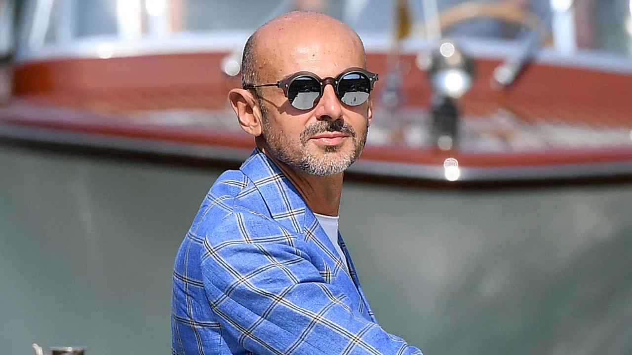 Terribile lutto Enzo Miccio - Pourfemme.it