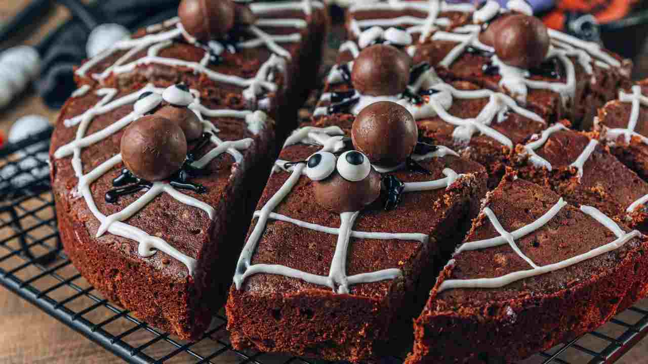 Torta di halloween al cioccolato pourfemme.it