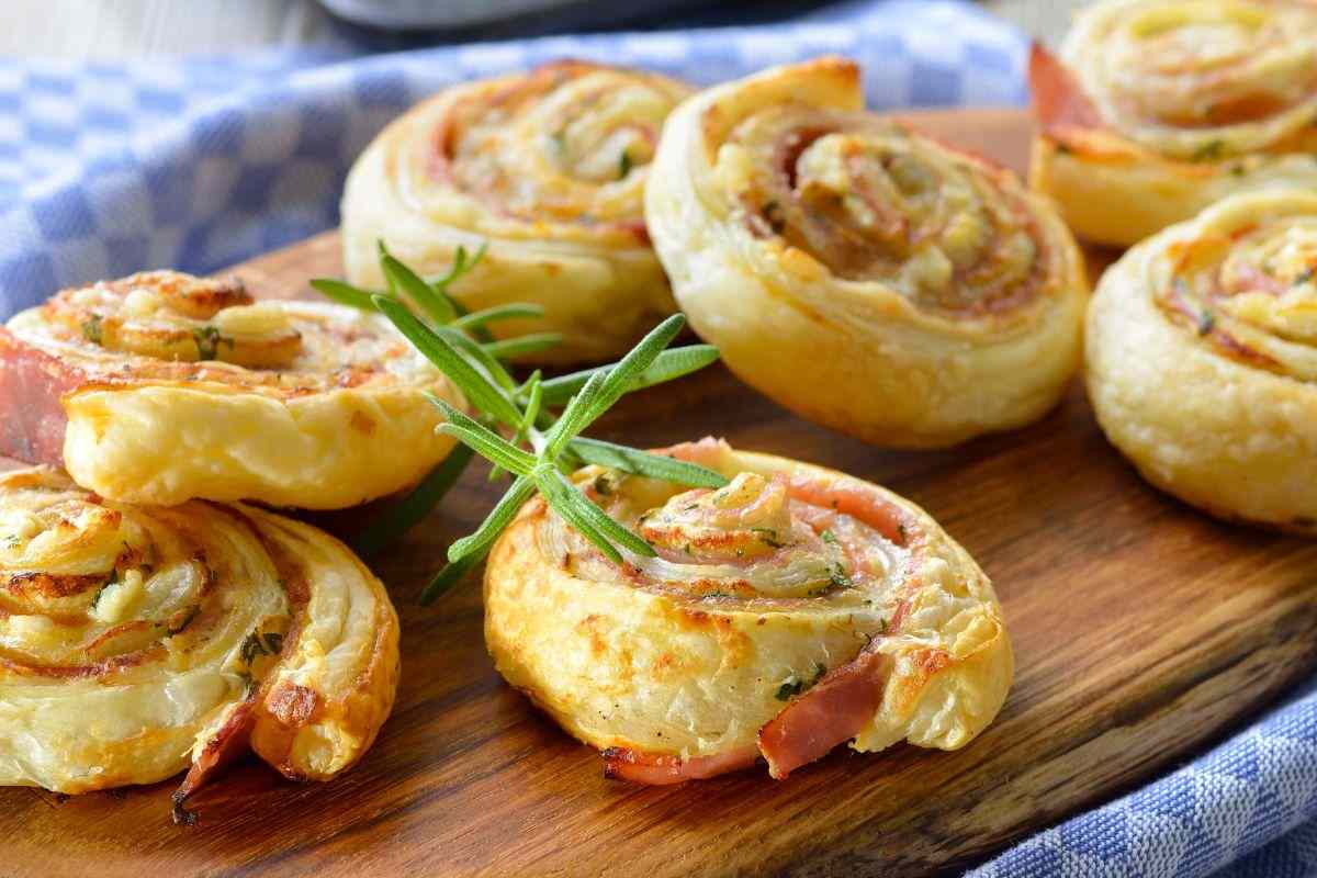 rotolini di pasta sfoglia