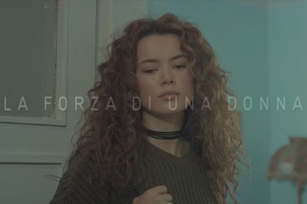 Una scena de La Forza di una Donna