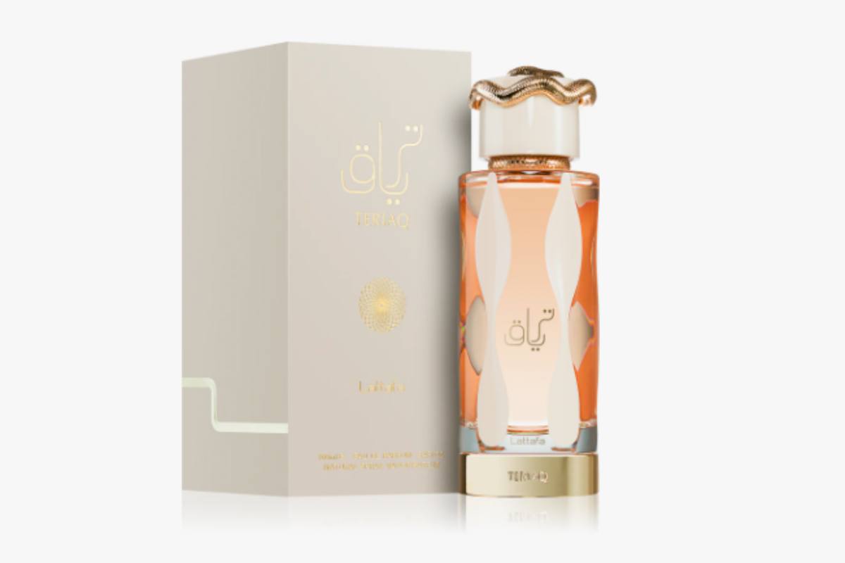 profumo rosa con scatolo